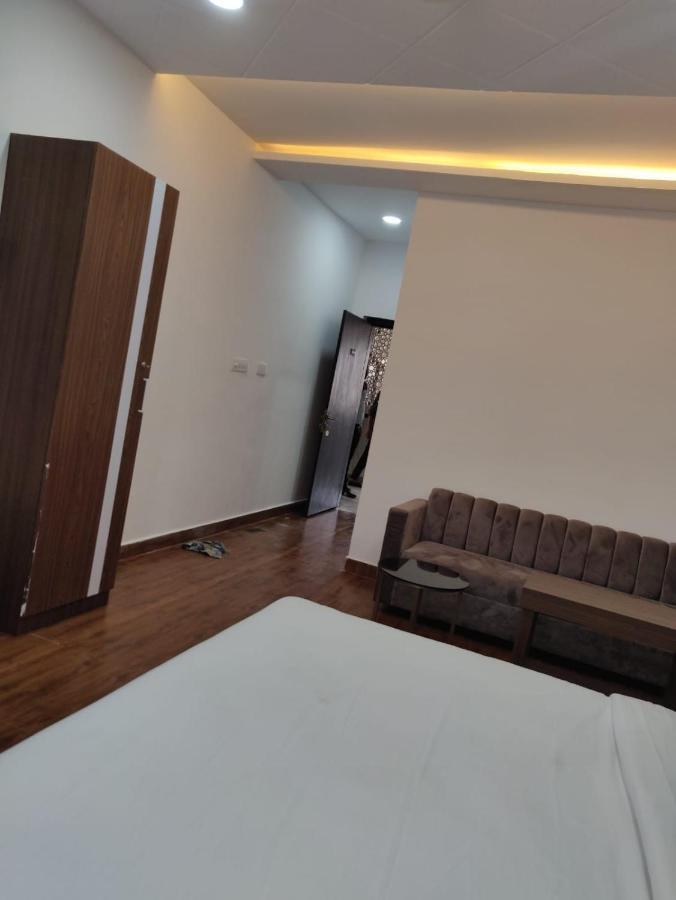Hotel Virasat By Bookingcare Chhatarpur ภายนอก รูปภาพ