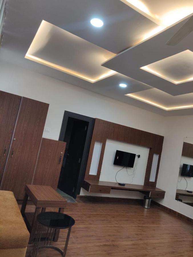 Hotel Virasat By Bookingcare Chhatarpur ภายนอก รูปภาพ